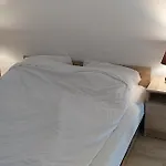 Apartmenty Ozarow - Aneks Kuchenny, Bezplatny Parking, Spokoj, Blisko Centrum