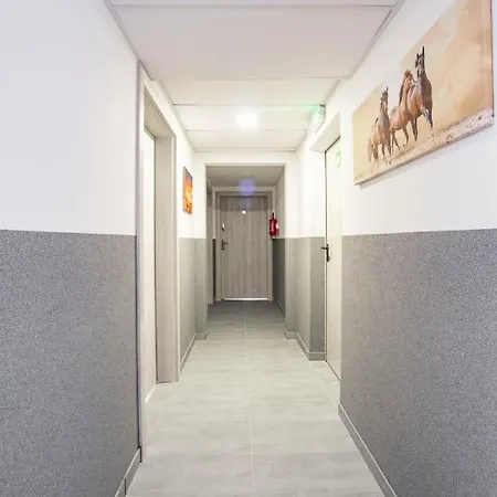 Sleepwell Warszawa - Blisko Centrum, Spokoj, Bezplatny Parking Apartment Ozarow Mazowiecki