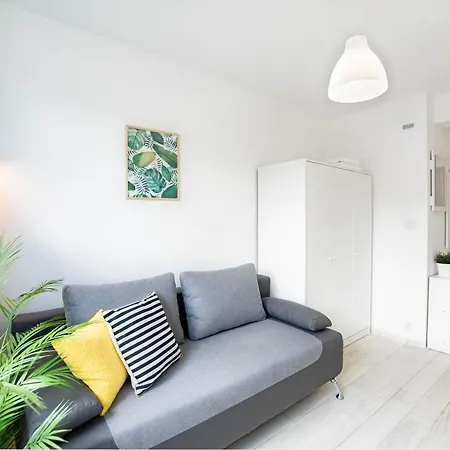 Apartmenty Ozarow - Aneks Kuchenny, Bezplatny Parking, Spokoj, Blisko Centrum 아파트 오자로프 마조비에츠키