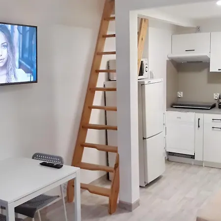 Apartmenty Ozarow - Aneks Kuchenny, Bezplatny Parking, Spokoj, Blisko Centrum * Ozarow Mazowiecki