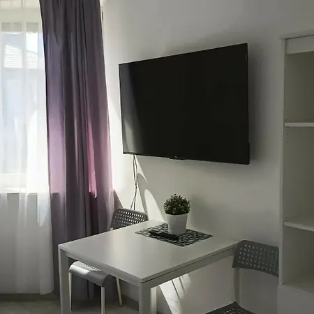 Sleepwell Warszawa - Blisko Centrum, Spokój, Bezpłatny Parking Apartamento Ozarow Mazowiecki